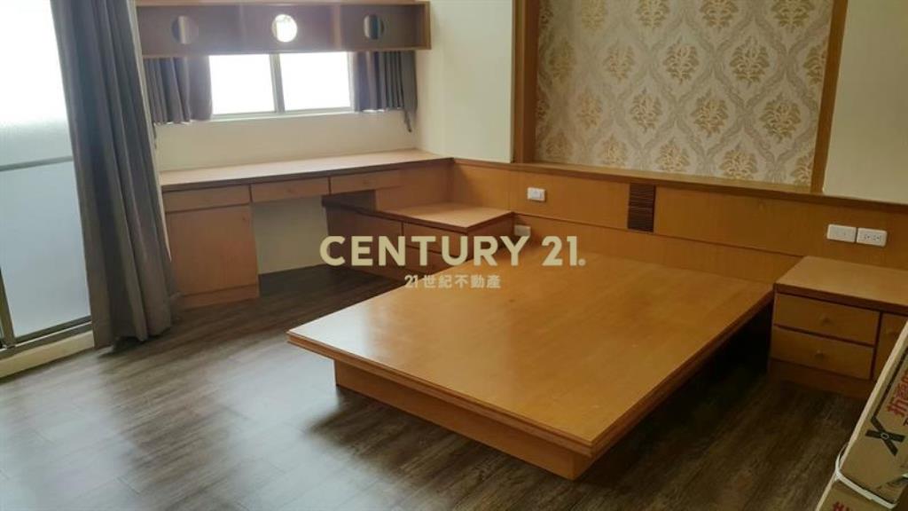 南屯黎明六大房透天