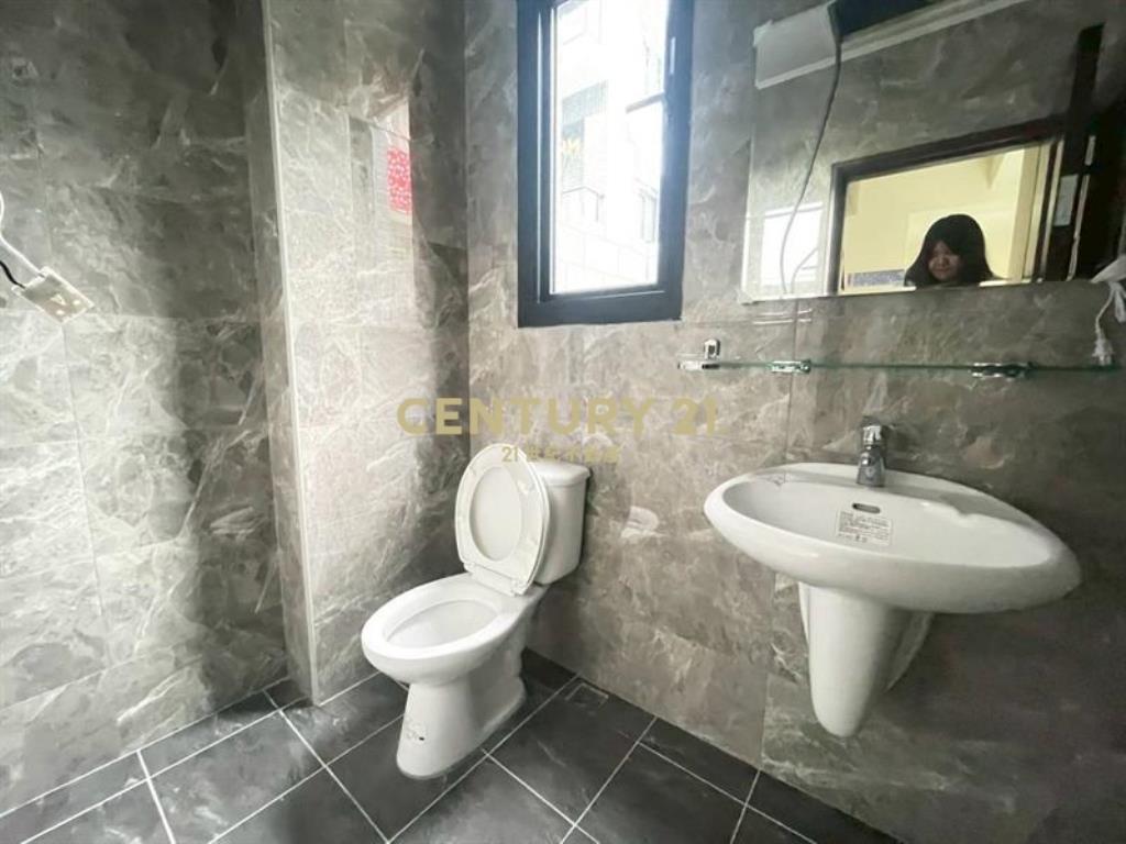 原朗朗全新別墅