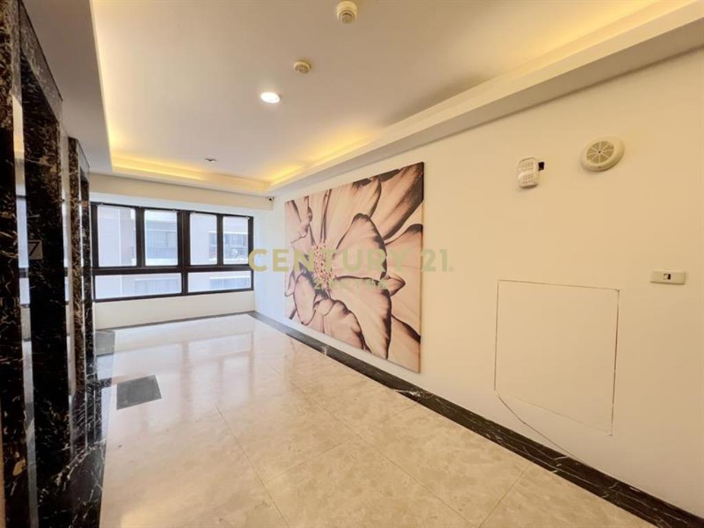 崇德文心捷運大一房+平車