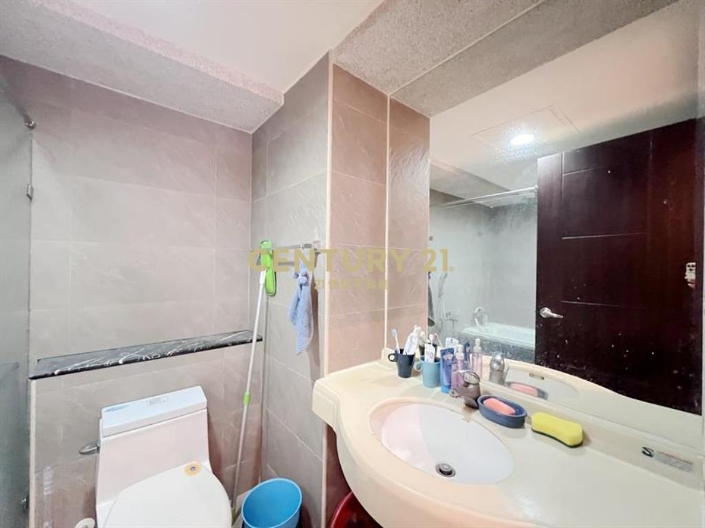 崇德文心捷運大一房+平車