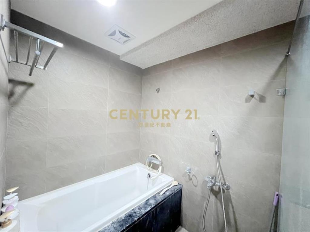 崇德文心捷運大一房+平車