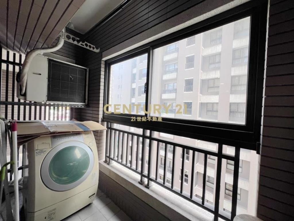 崇德文心捷運大一房+平車