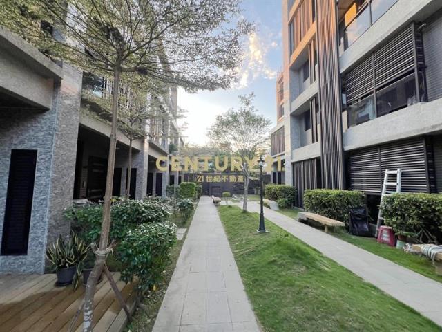 中科十年屋@庭園雙車別墅