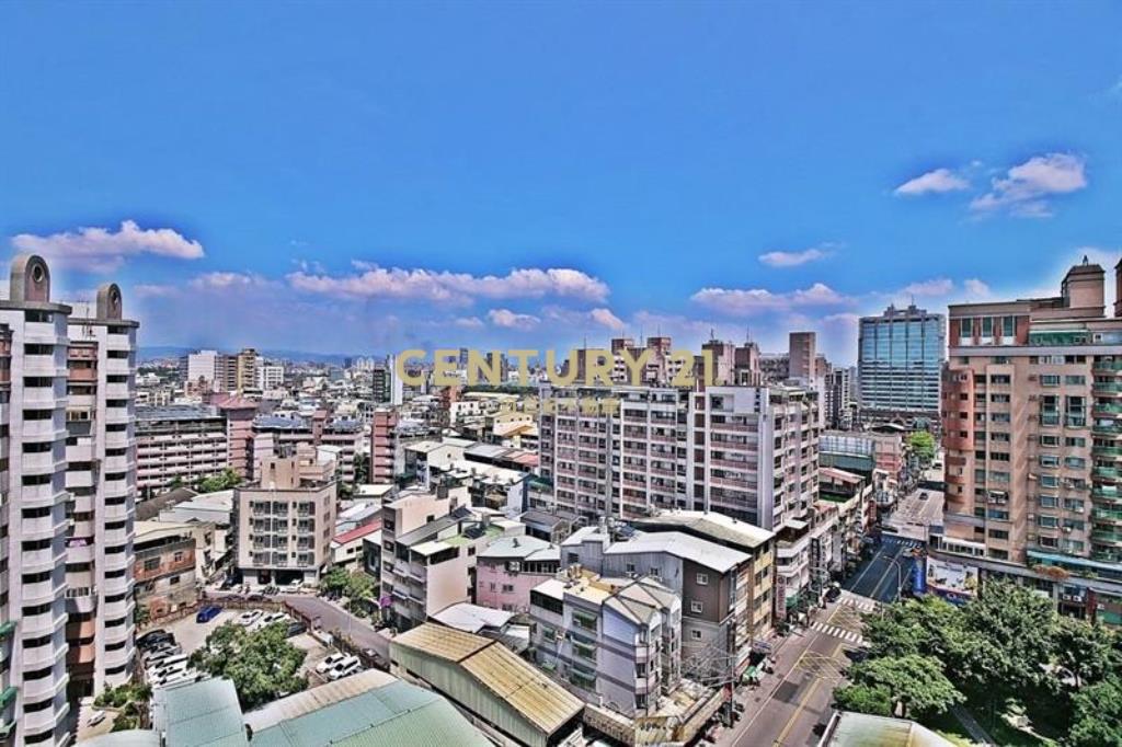 逢甲輕齡視野大套房+車位