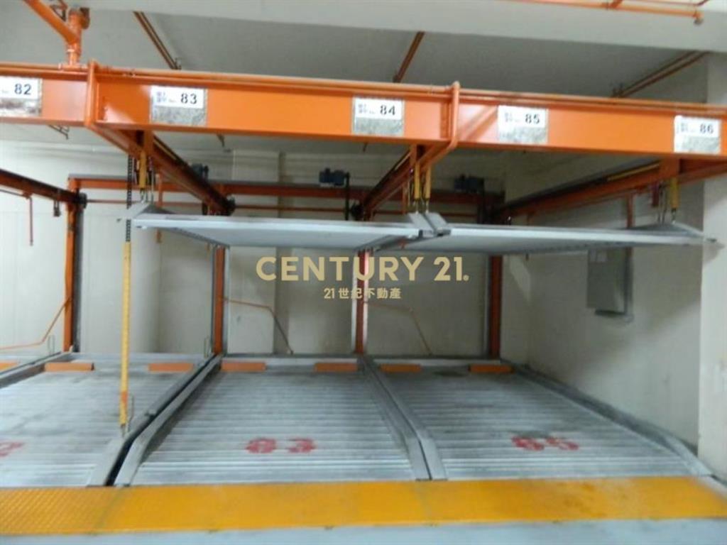 逢甲輕齡視野大套房+車位