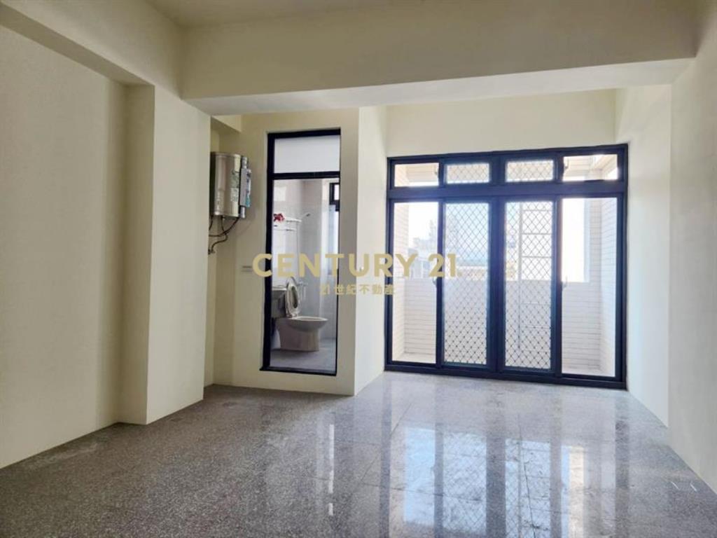 草屯商圈｜虎山路角間臨路店面