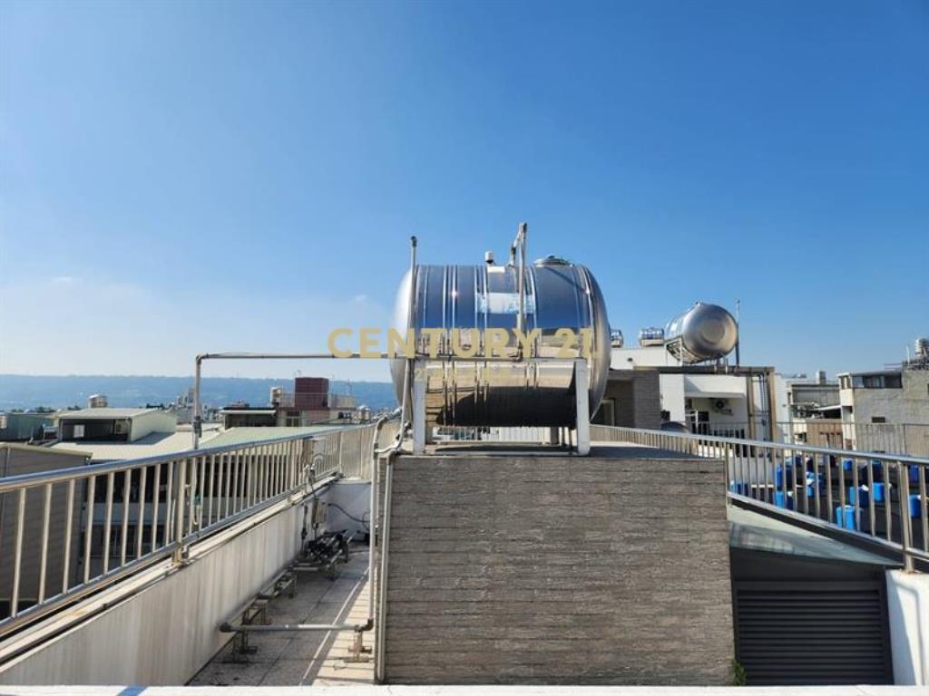 草屯商圈｜虎山路角間臨路店面