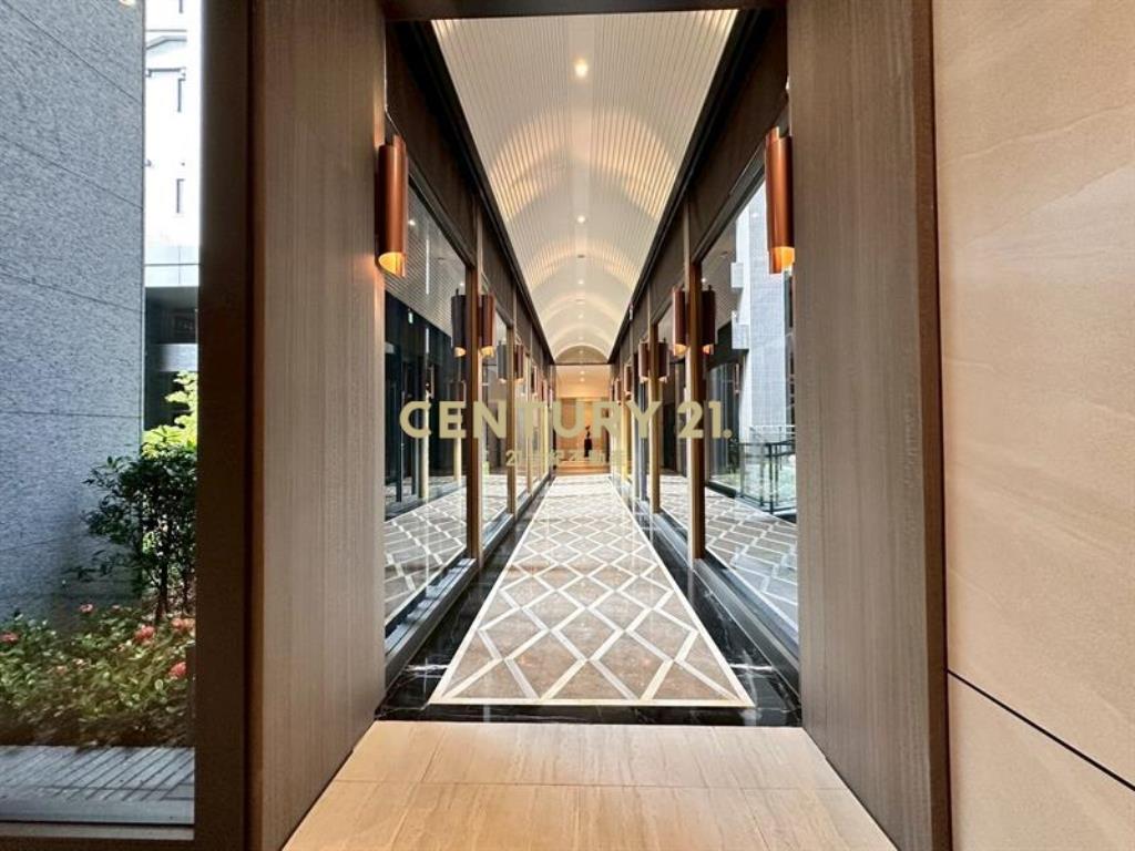 南區富宇上和苑全新兩房車位