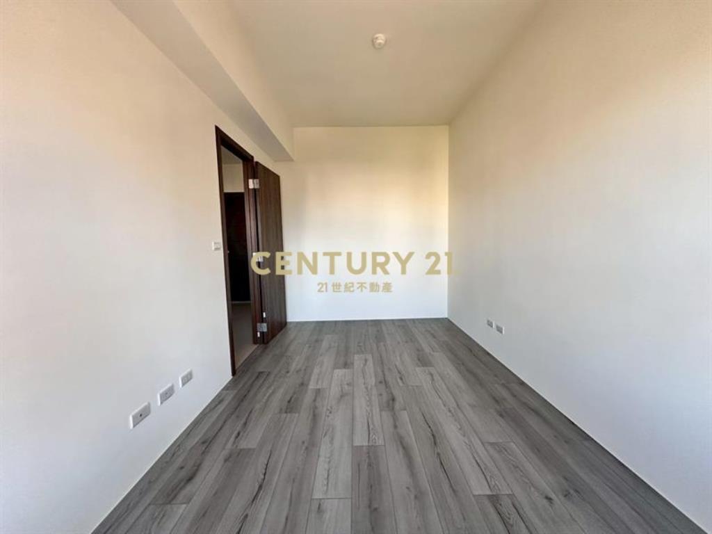 南區富宇上和苑全新兩房車位