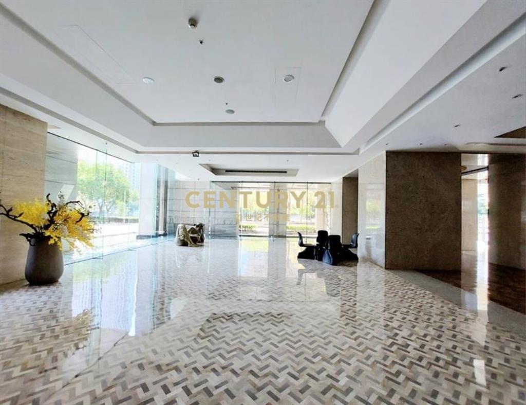 七期十字園道角棟裝潢三平車