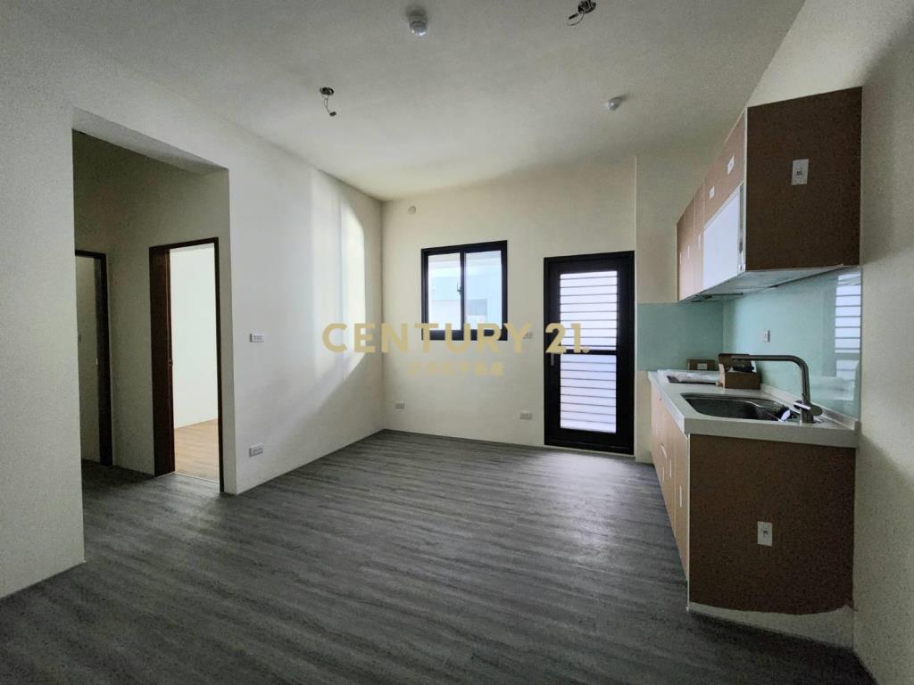 專任.萬景山河2房雙衛開窗平車