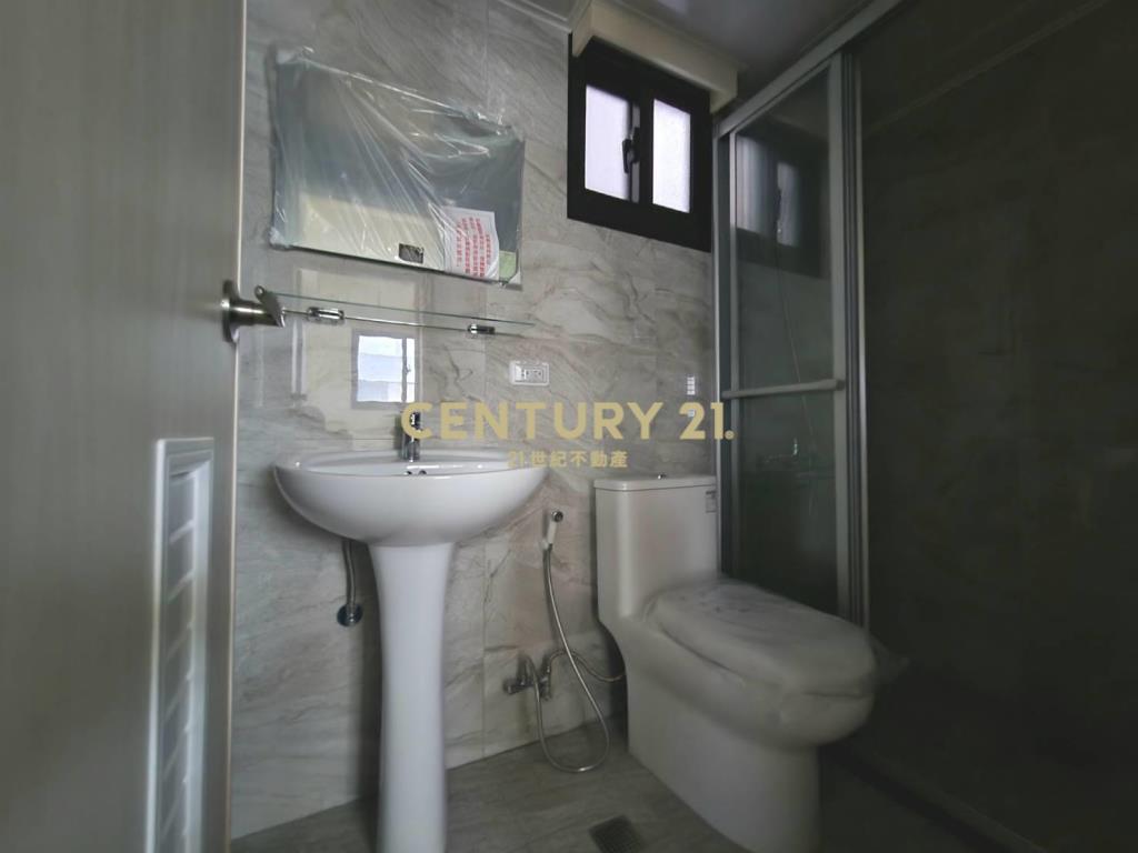 專任.萬景山河2房雙衛開窗平車