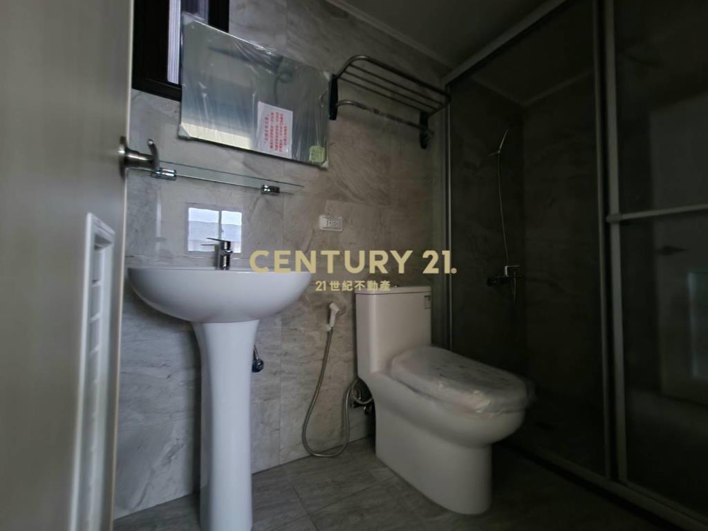 專任.萬景山河2房雙衛開窗平車