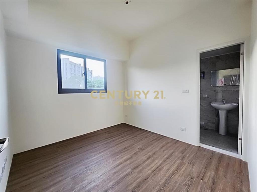 萬景山河大2房雙衛浴平車