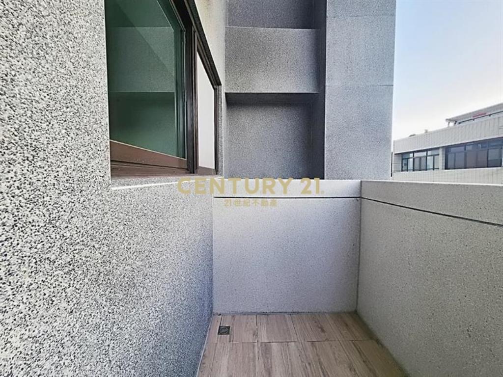 萬景山河大2房雙衛浴平車