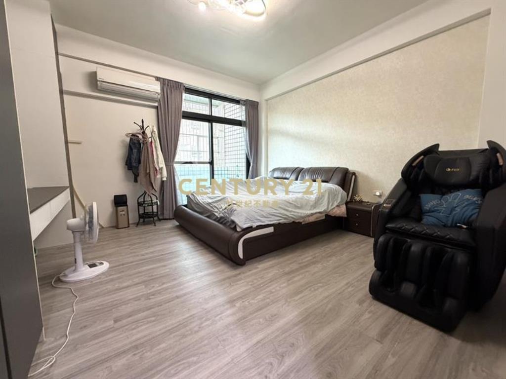 大雅百萬裝潢自有車庫透天