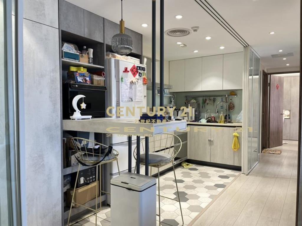 五期藝家人三房平車百萬裝潢