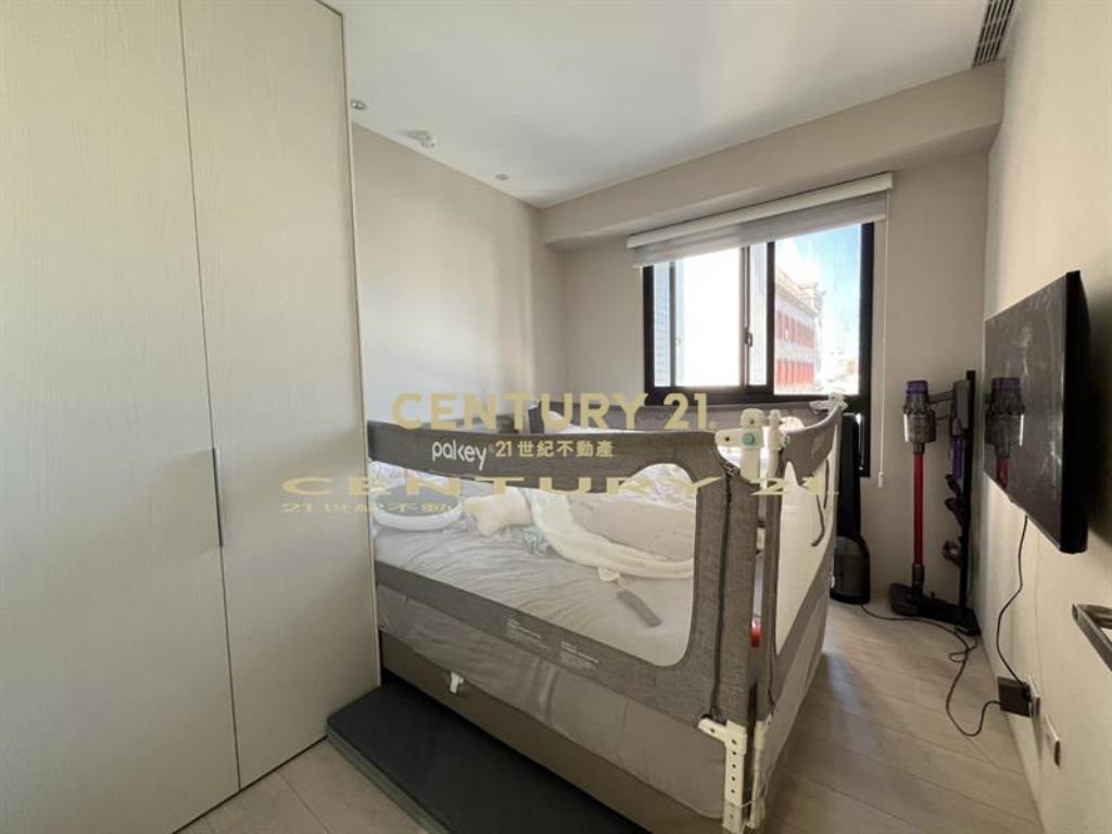 五期藝家人三房平車百萬裝潢