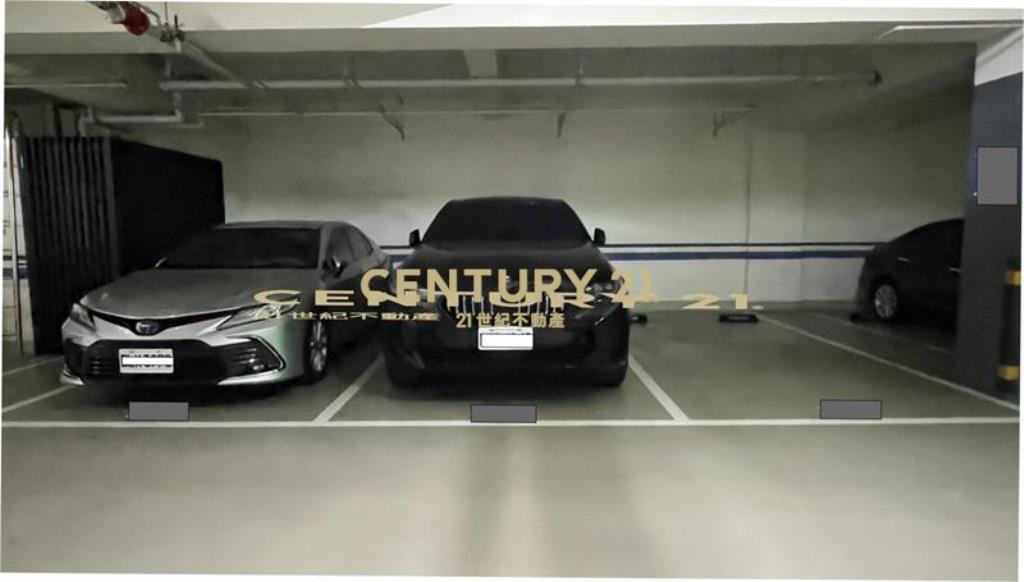 五期藝家人三房平車百萬裝潢