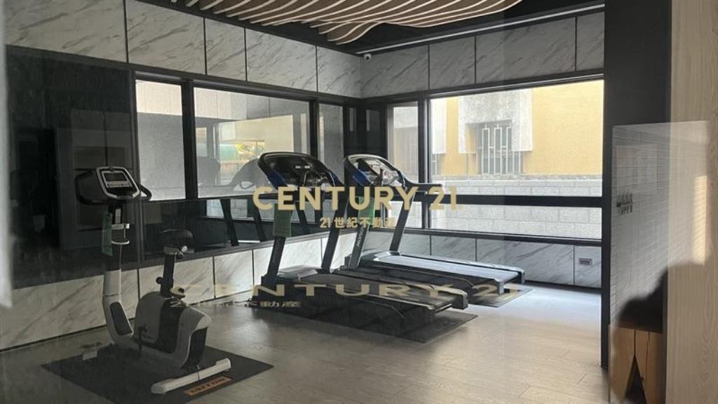 五期藝家人三房平車百萬裝潢