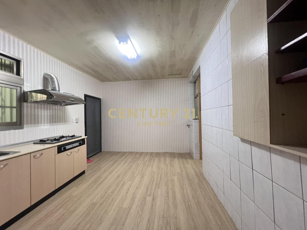 稀有大面寬一樓雙車公寓