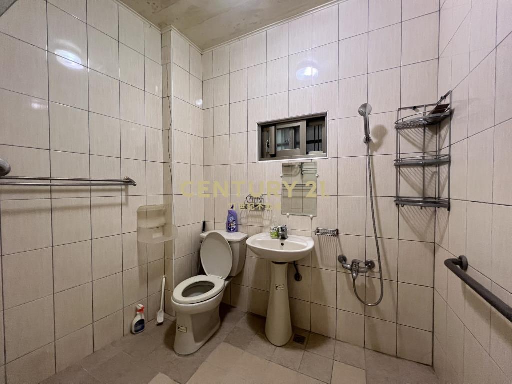 稀有大面寬一樓雙車公寓