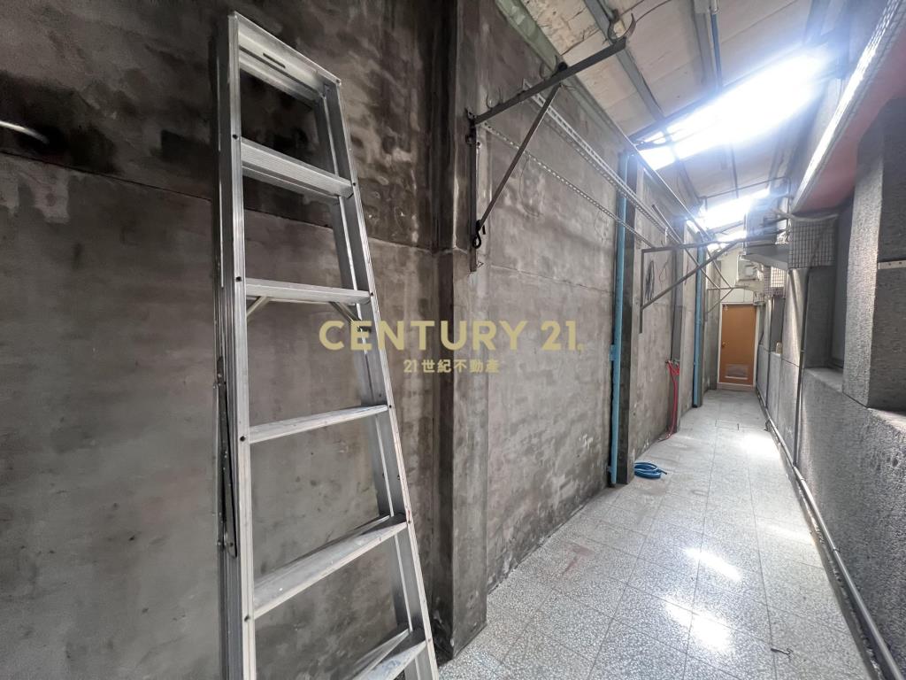 稀有大面寬一樓雙車公寓