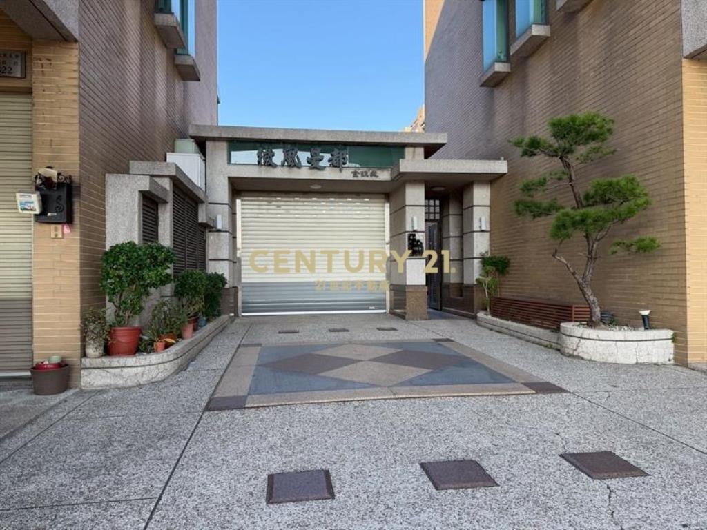 大里環中東路臨路透店