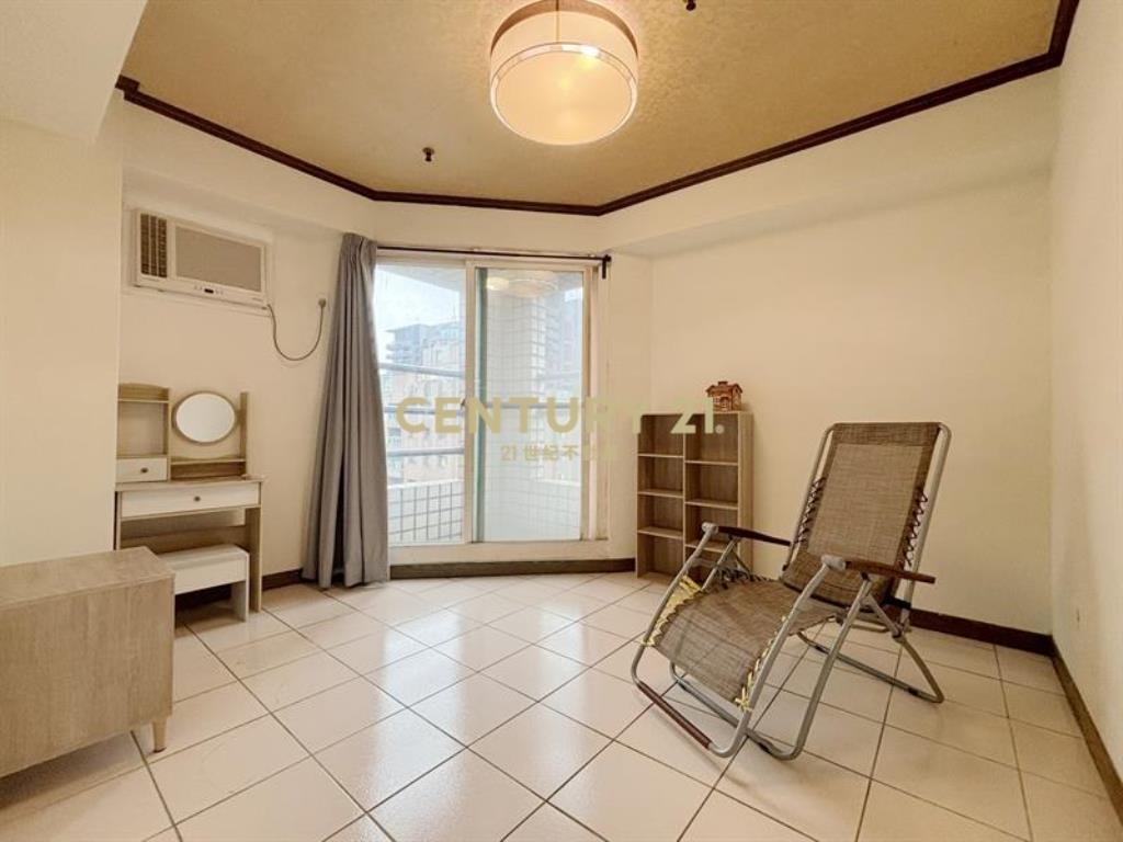 專上安國小永久視野三房車位