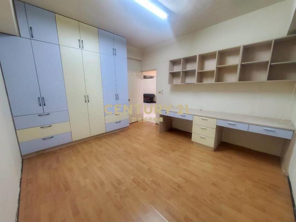 大觀園4房機上車位