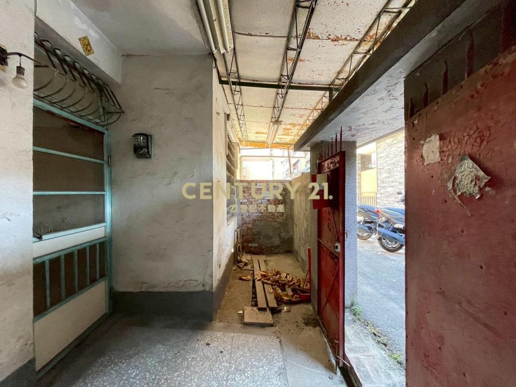 水湳經貿特區地32坪臨路角間