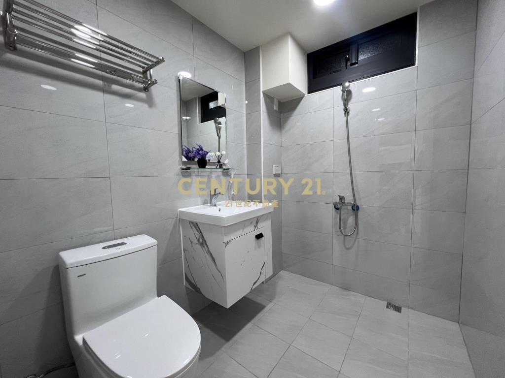 中興商圈健康三房美寓