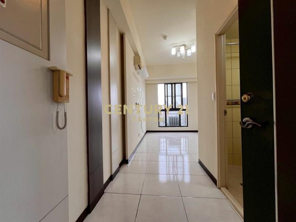 惠文學區面學校操場景觀戶套房