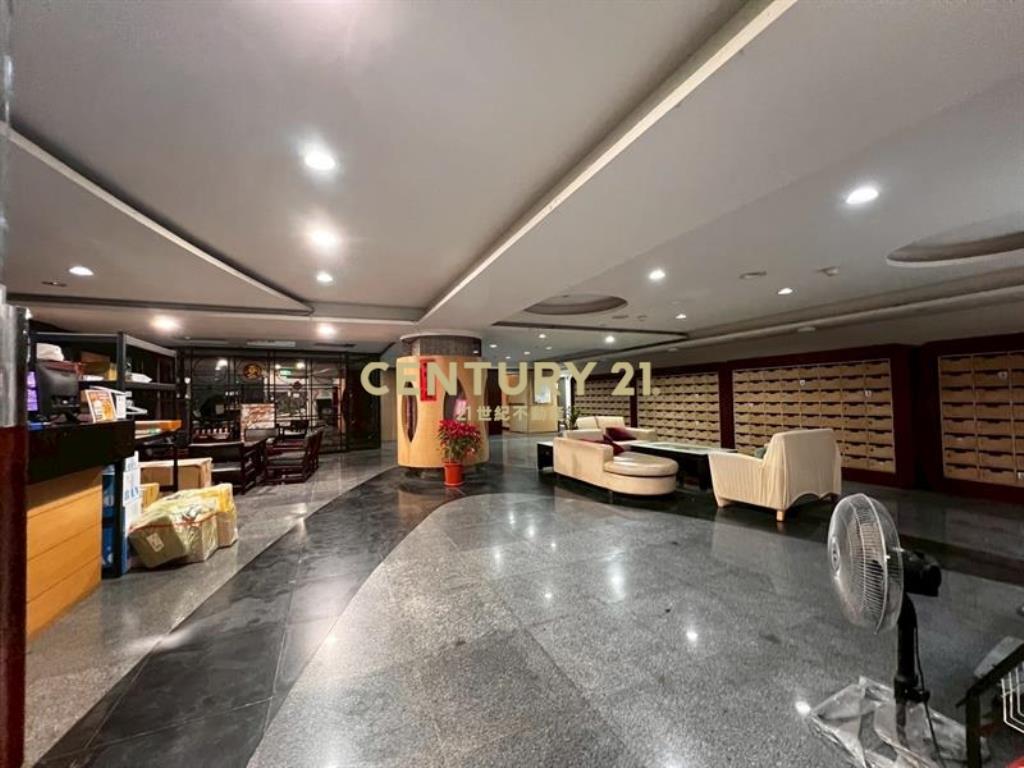 惠文學區面學校操場景觀戶套房