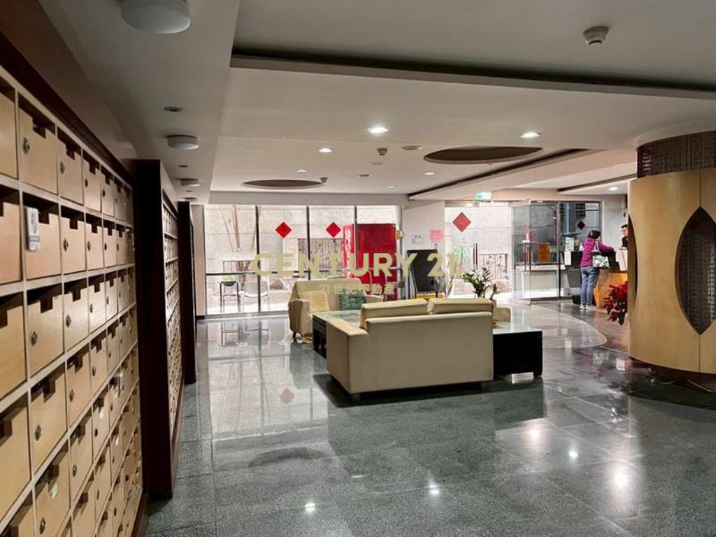 惠文學區面學校操場景觀戶套房