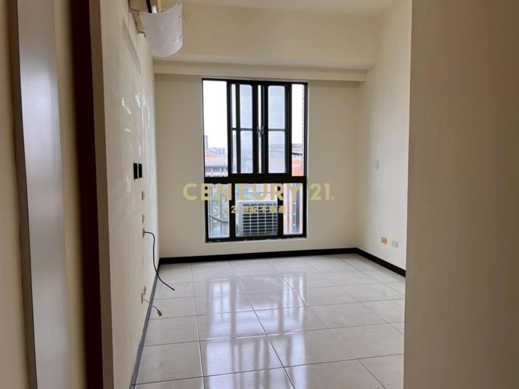 惠文學區面學校操場景觀戶套房