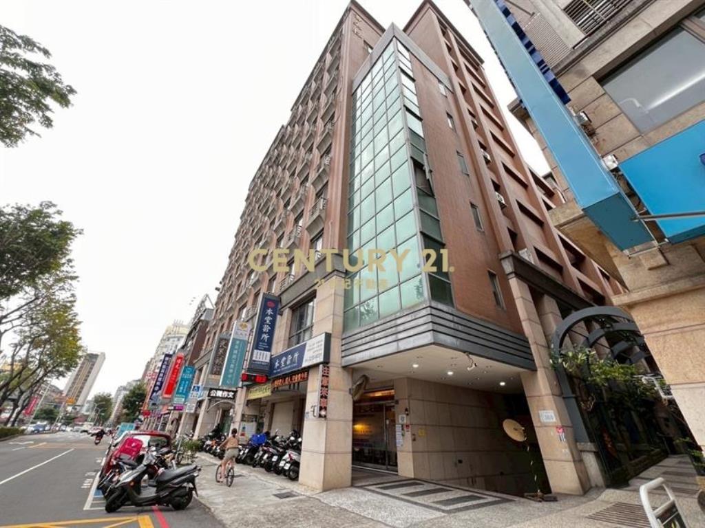 惠文學區面學校操場景觀戶套房