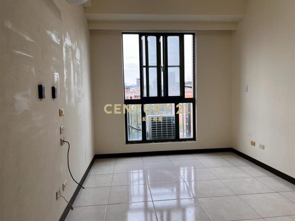 惠文學區面學校操場景觀戶套房