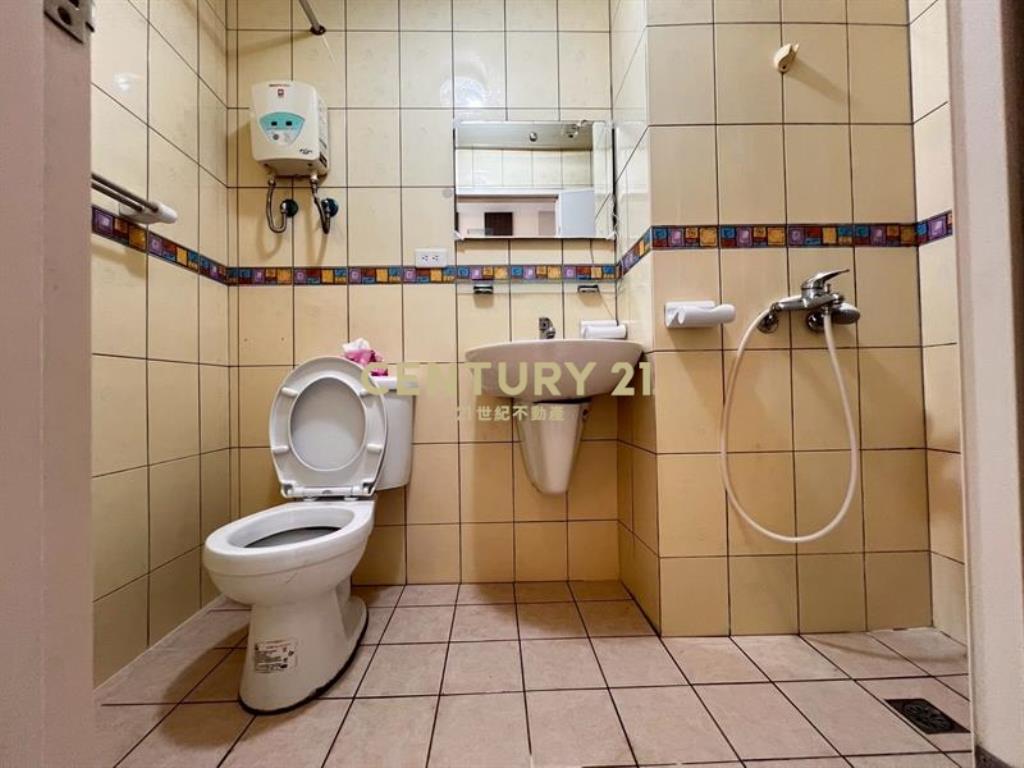 惠文學區面學校操場景觀戶套房