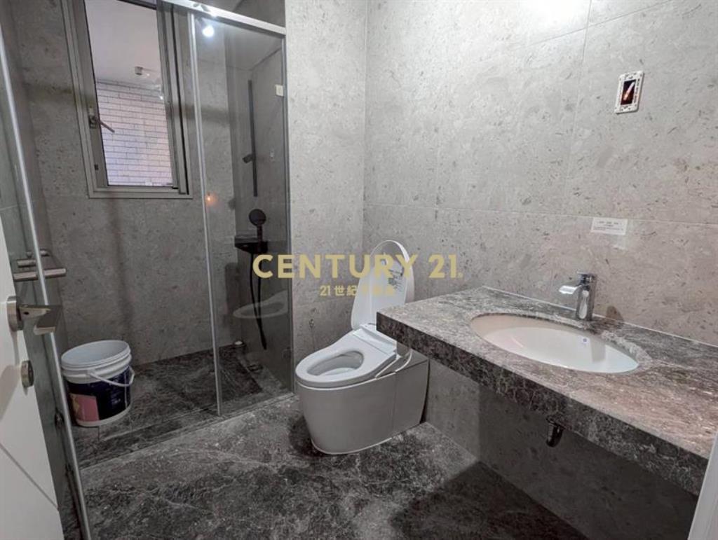 精銳SKYONE面公園 