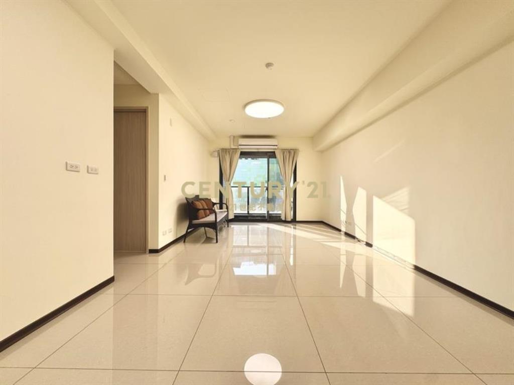 租湖濱城｜四房平車18坪大露台