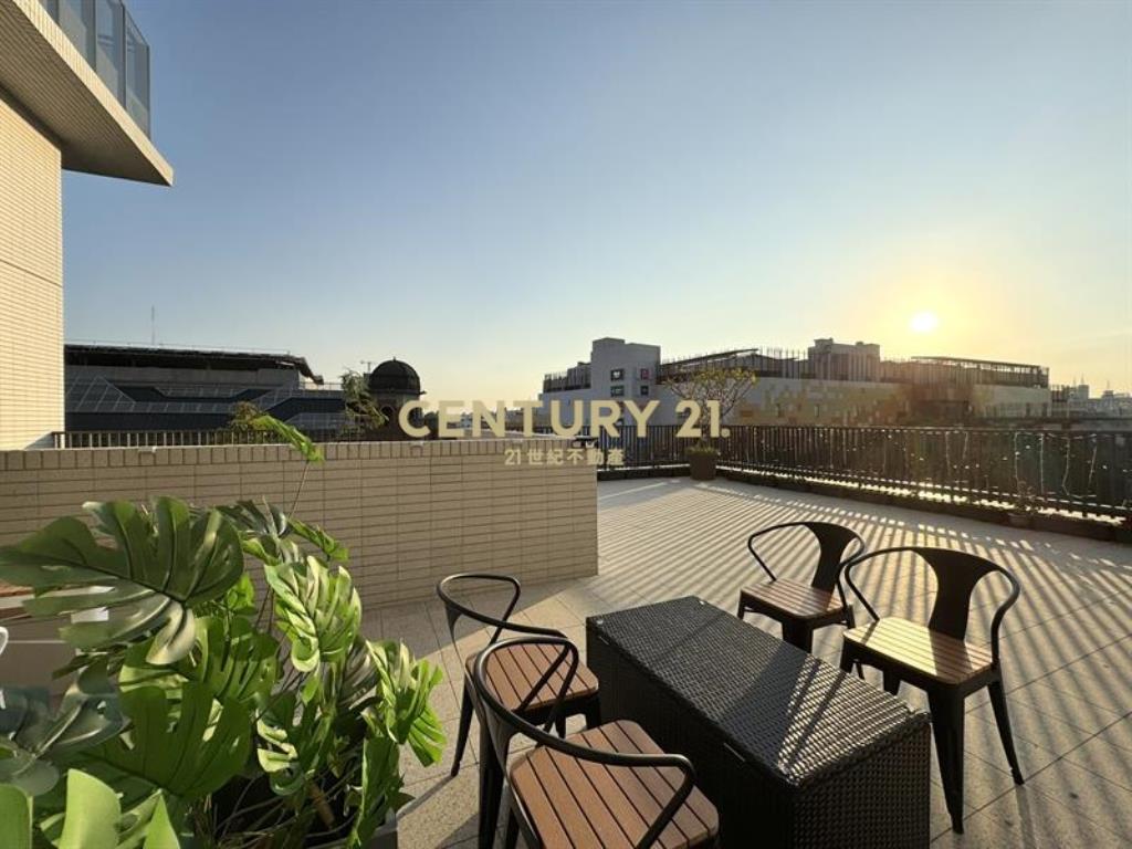 租湖濱城｜四房平車18坪大露台