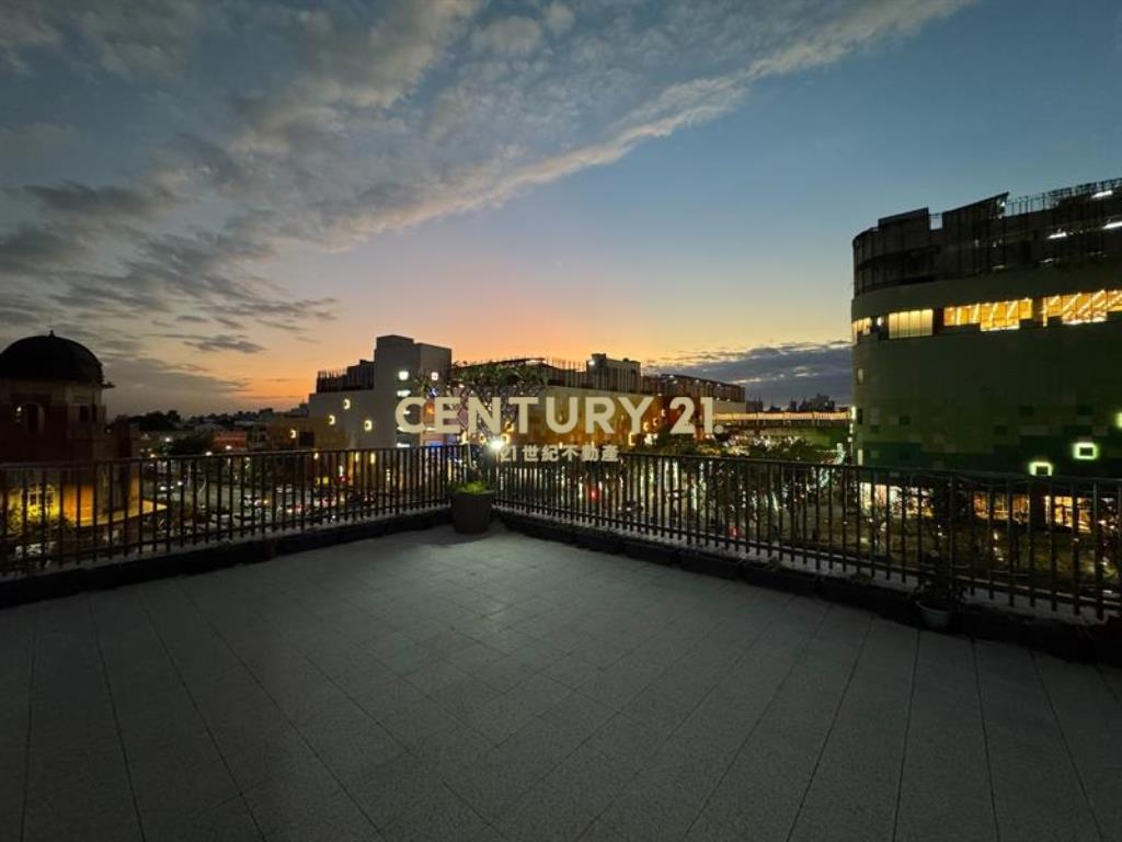 租湖濱城｜四房平車18坪大露台