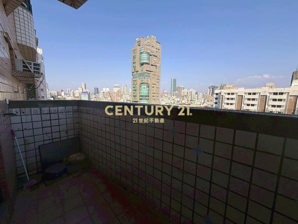 西區忠明翠堤高樓視野4房平車