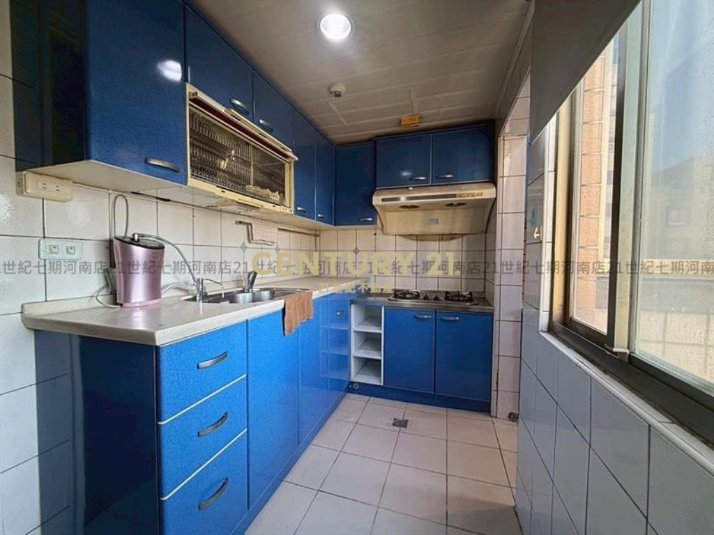 西區忠明翠堤高樓視野4房平車