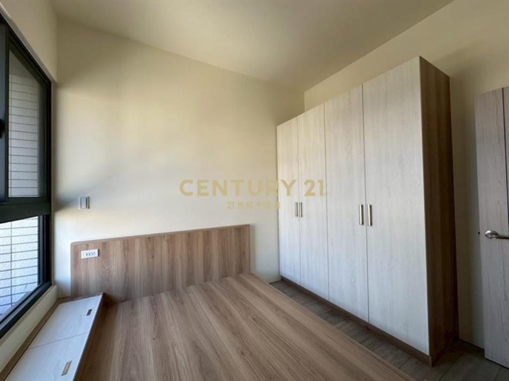 精裝修高樓層兩房平車