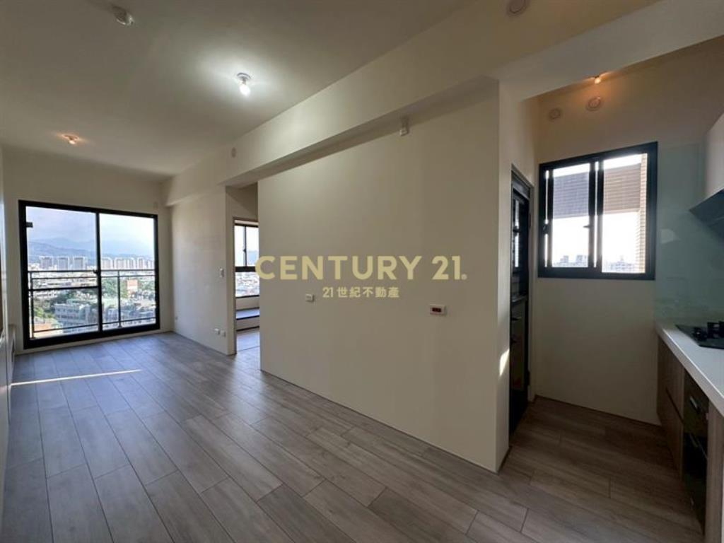 精裝修高樓層兩房平車