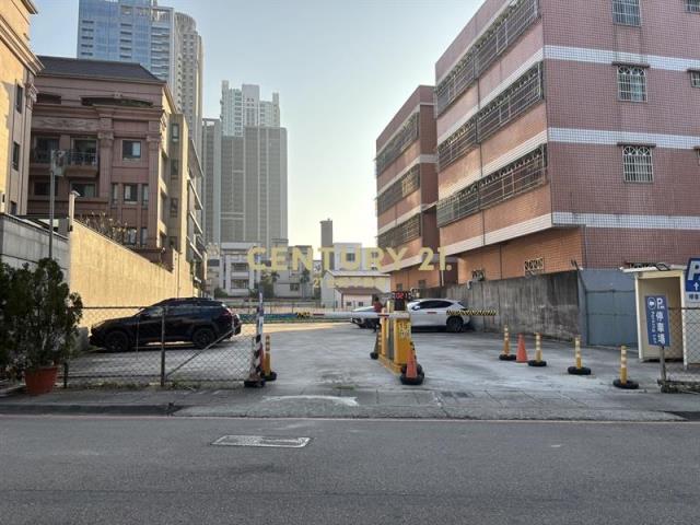 七期黃金地段大面寬住一建地