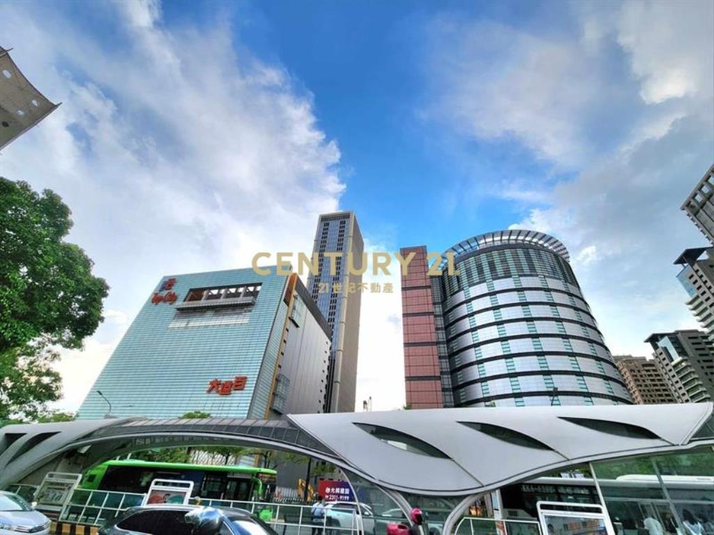 近新光三越.住3之2種住宅透天