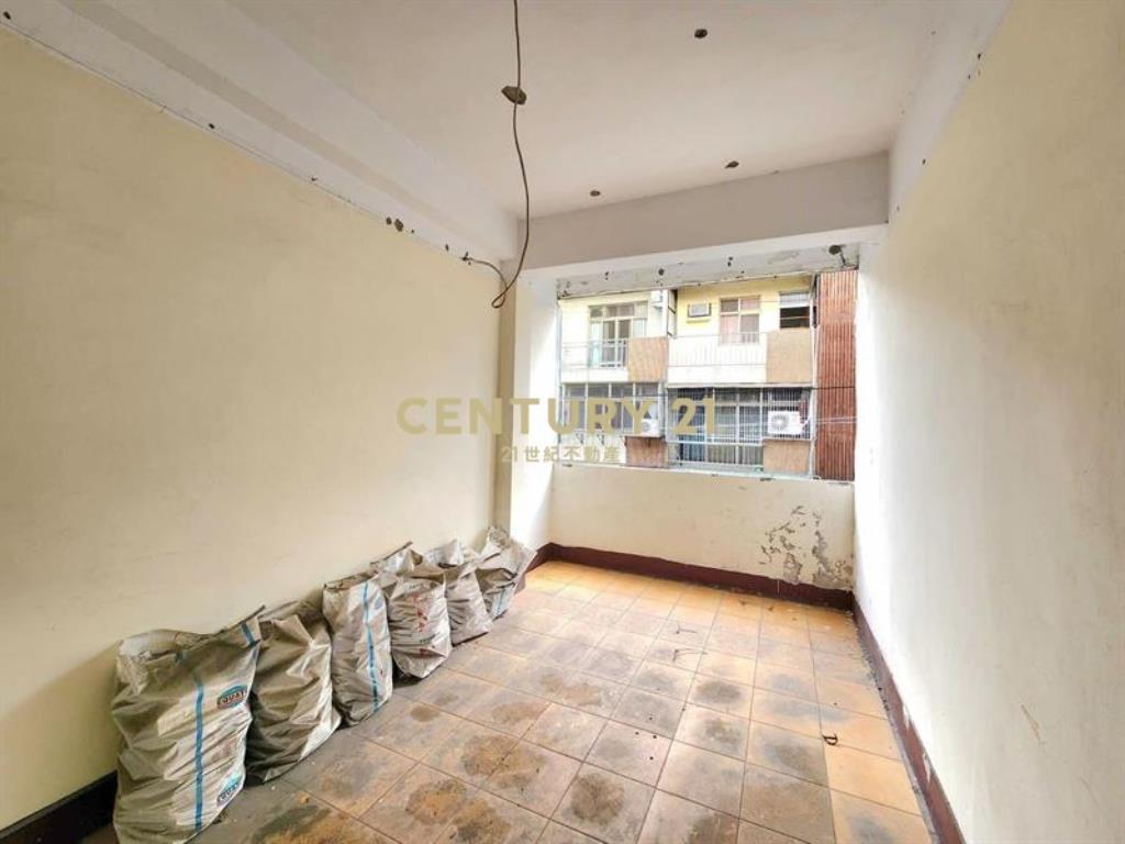 近新光三越.住3之2種住宅透天